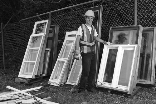 Garden clearance professionals working in Gunnersbury